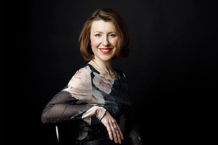 For This Year's Successful Finish: Business Portraits